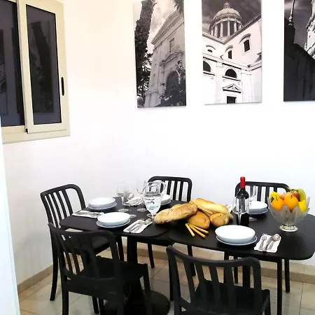 Trinacria House * Comiso