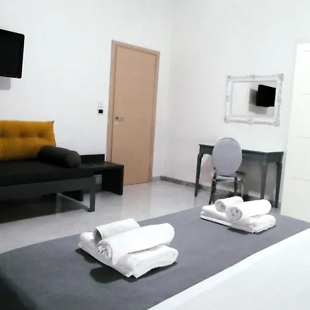 Trinacria House * Comiso